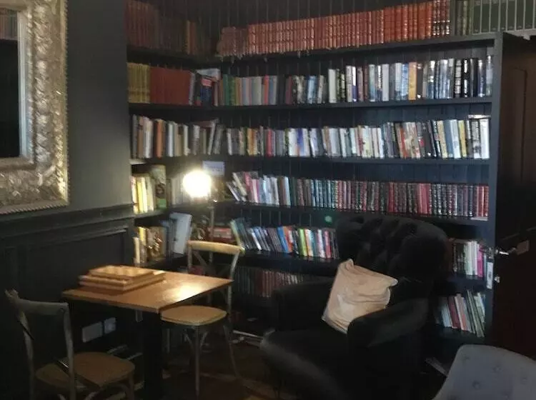 בית מלון כפרי West Highland