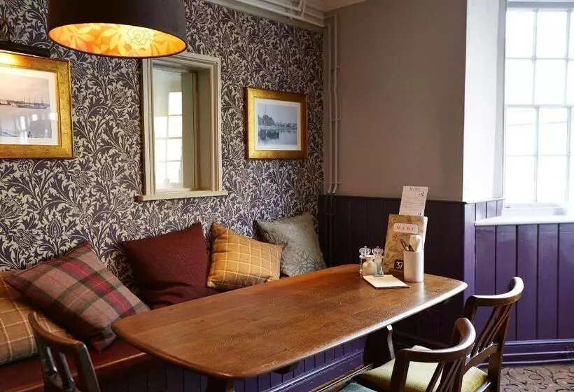 Red Lion Hotel By Greene King Inns