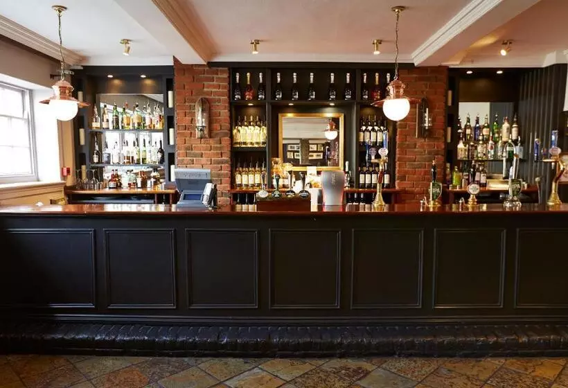 Red Lion Hotel By Greene King Inns