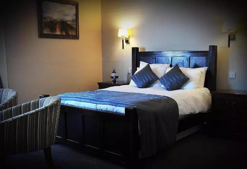 Red Lion Hotel By Greene King Inns