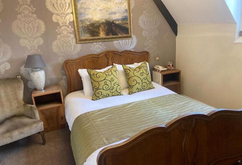 Saracens Head Hotel By Greene King Inns