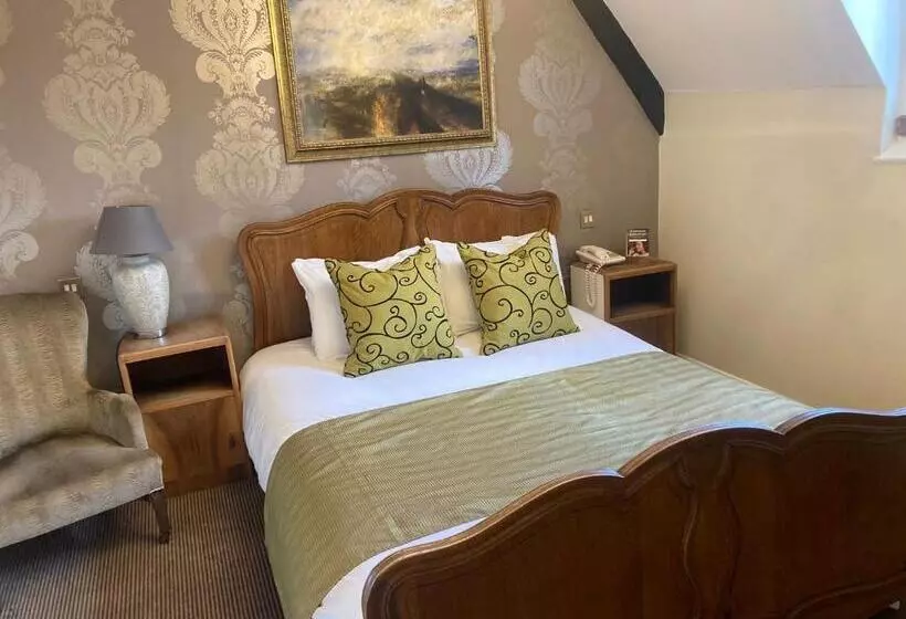 Saracens Head Hotel By Greene King Inns