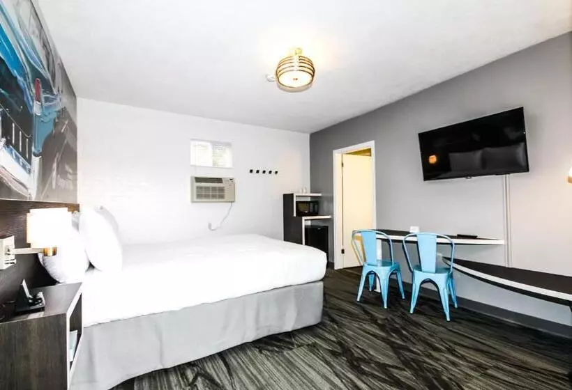 Cadillac Motel Niagara