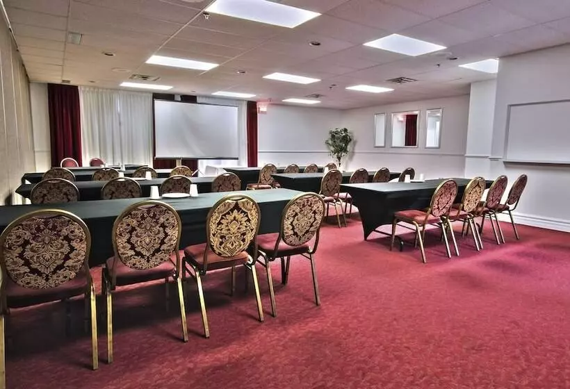 Отель Auberge Québec