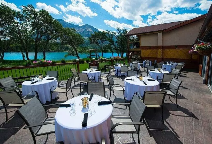 בית מלון כפרי Bayshore Inn & Spa