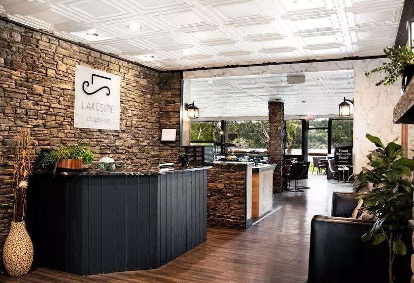 בית מלון כפרי Bayshore Inn & Spa