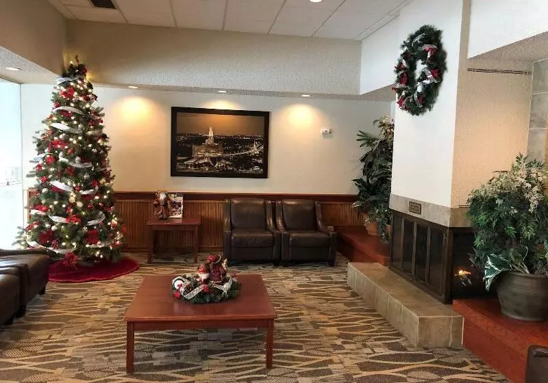 ホテル Canad Inns Destination Centre Windsor Park