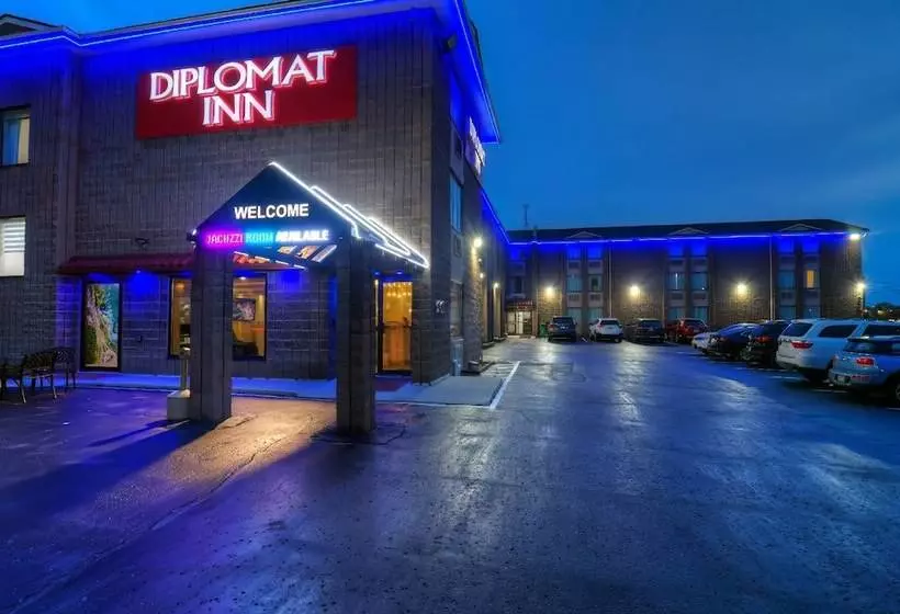 בית מלון כפרי Diplomat Inn