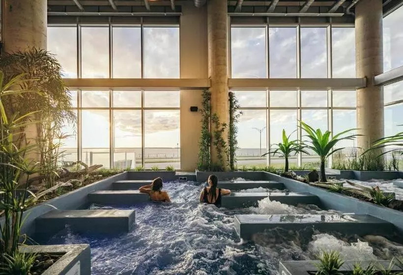 هتل Le Navigateur