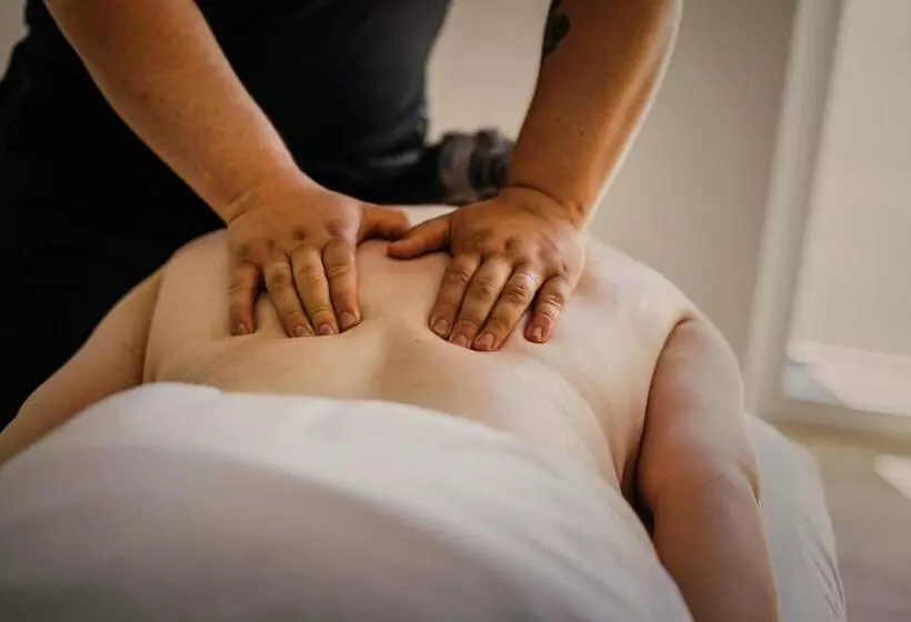 هتل Le Navigateur