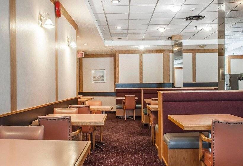 Quality Hotel Fallsview Cascade