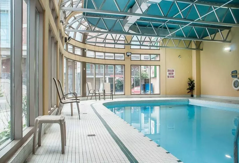 Quality Hotel Fallsview Cascade