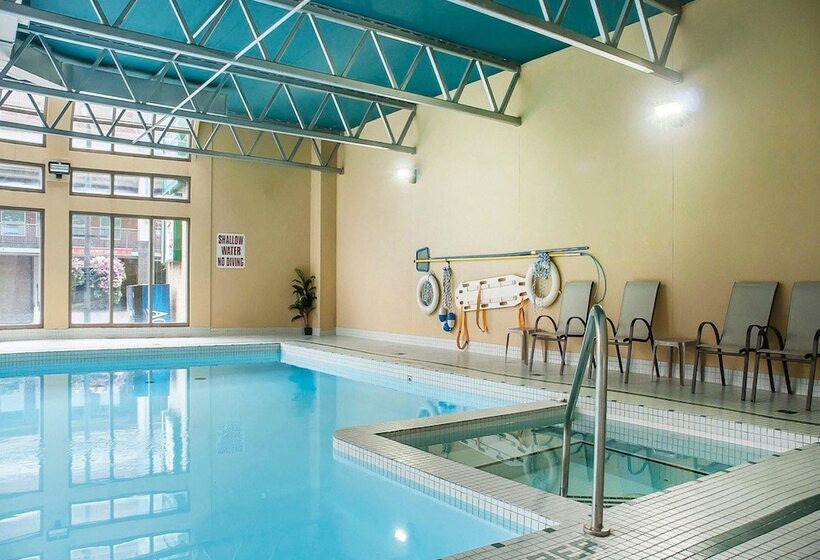 Quality Hotel Fallsview Cascade