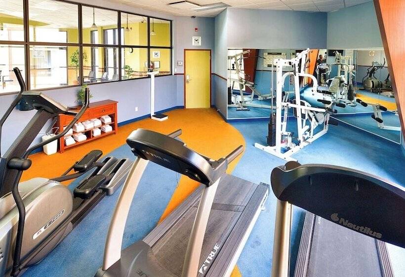 فندق Quality Inn