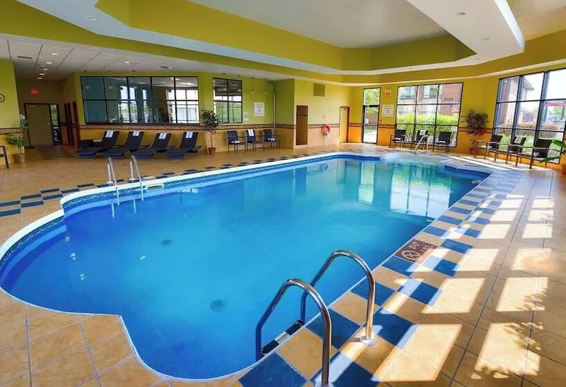 Отель Quality Inn