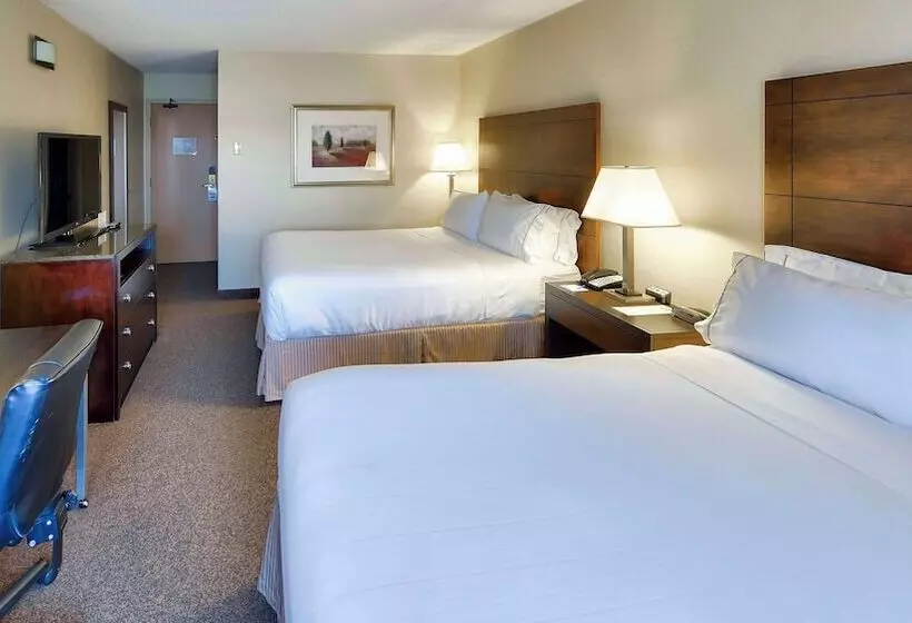 Отель Quality Inn