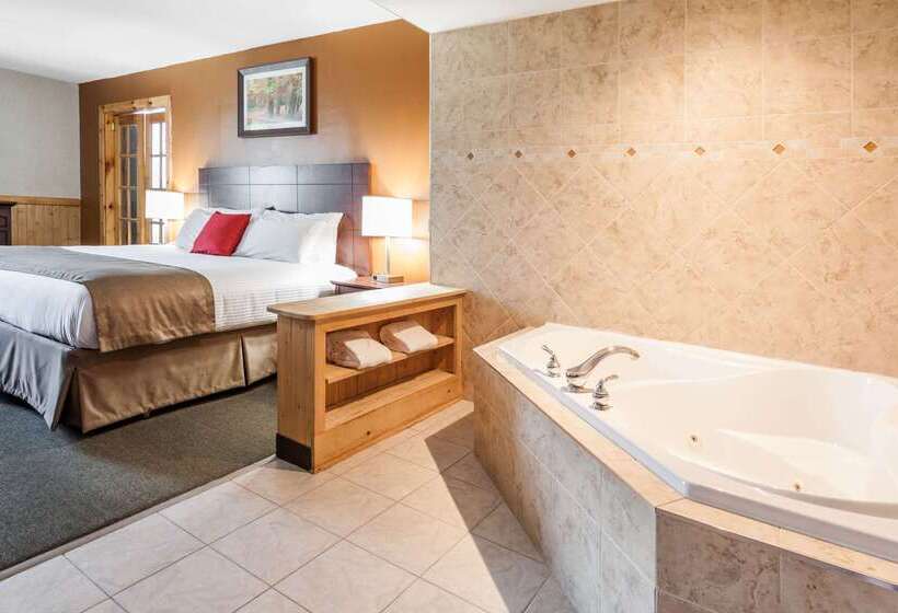 فندق Ramada By Wyndham Timmins