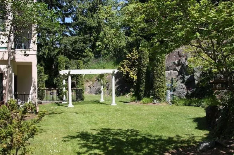 The Grand Hotel Nanaimo