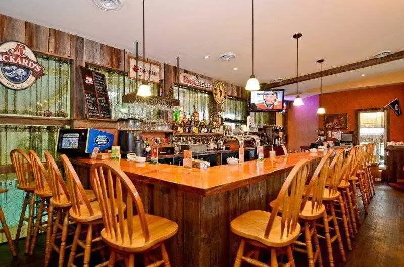 Super 8 By Wyndham Gananoque   Country Squire Resort