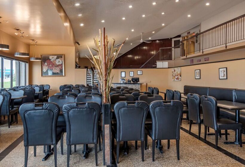 هتل Best Western Marquis Inn & Suites