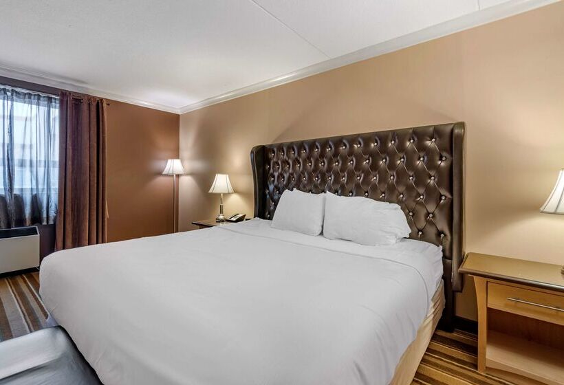 هتل Best Western Marquis Inn & Suites