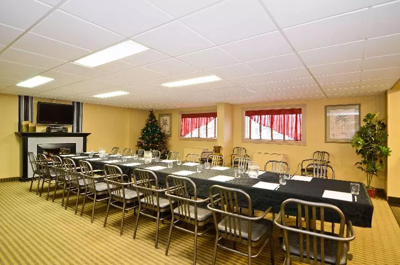 ホテル Best Western Marquis Inn & Suites