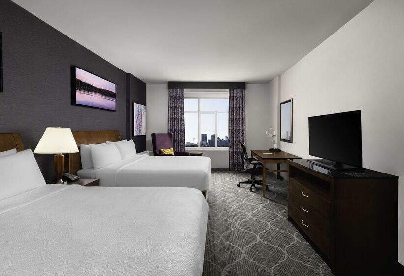 هتل Hilton Garden Inn Calgary Airport