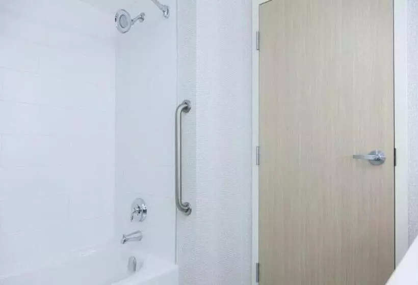 Holiday Inn Express Hotel & Suites Charlottetown, An Ihg