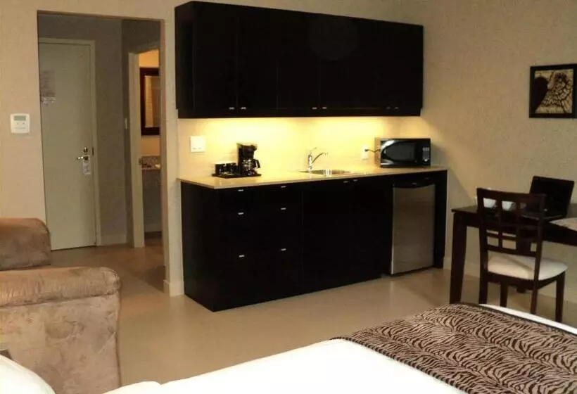 Montecassino Hotel & Suites