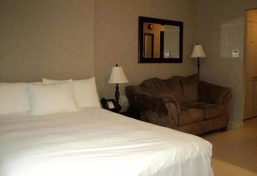 Montecassino Hotel & Suites