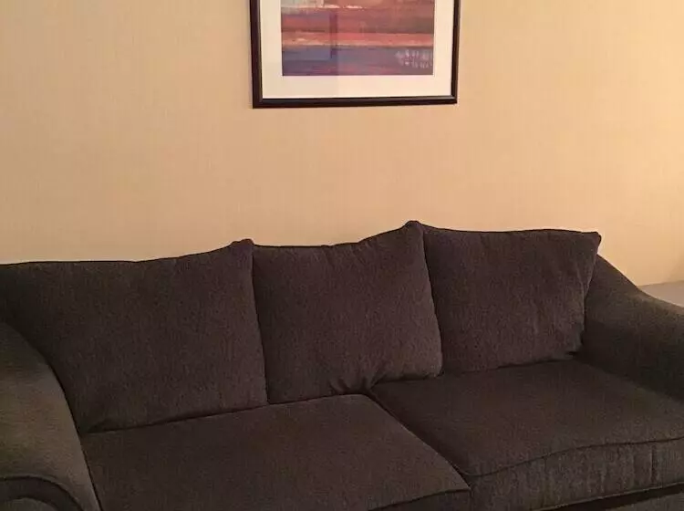 호텔 Ramada By Wyndham Williams Lake