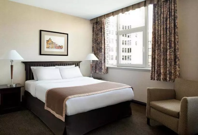 酒店 Ramada Limited Downtown Vancouver