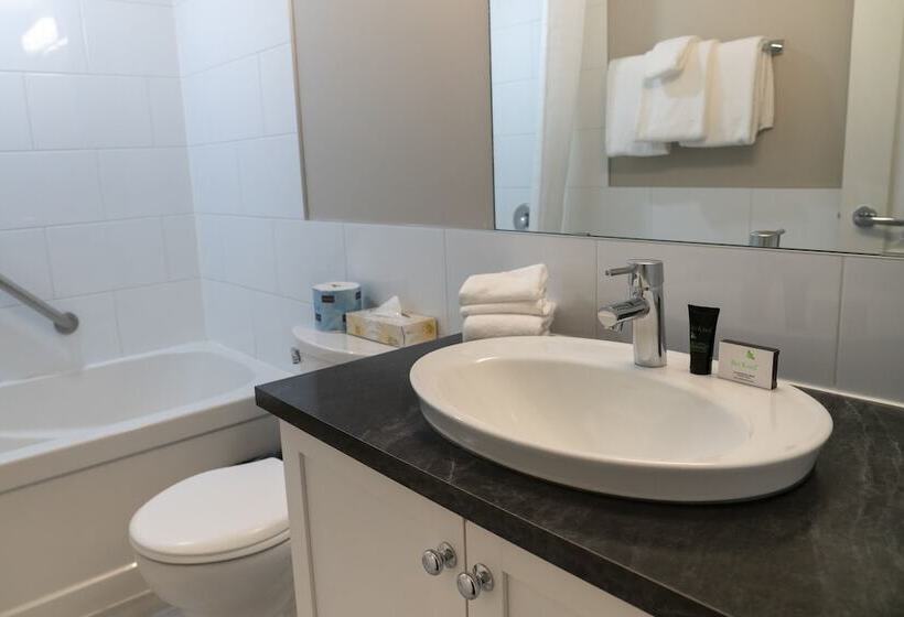 Hotel Red Carpet Inn