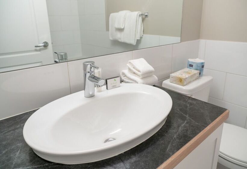 Hotel Red Carpet Inn