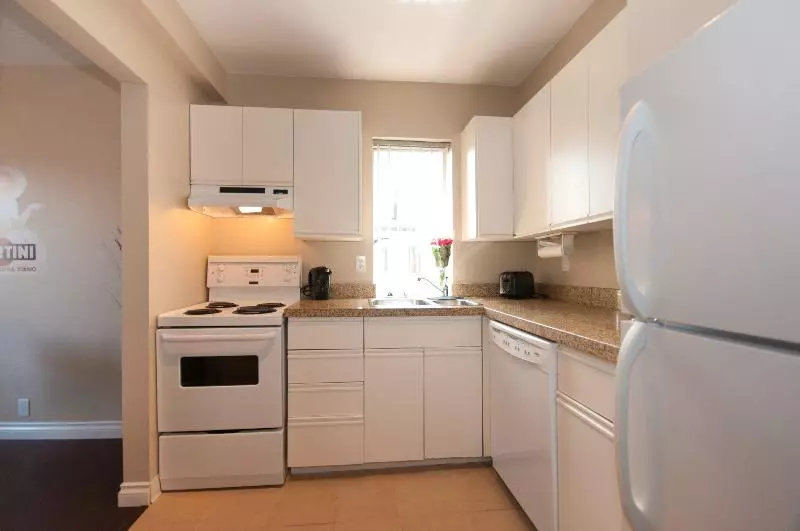 酒店 Rosellen Suites At Stanley Park