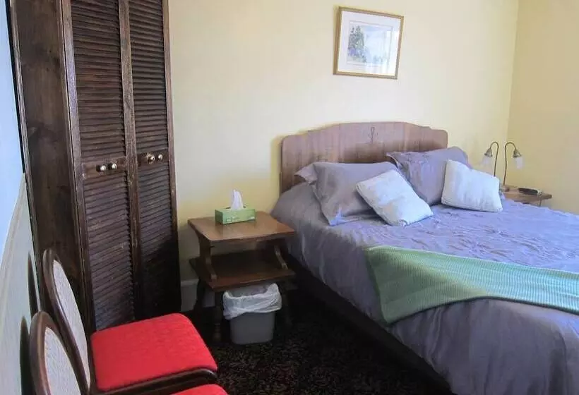 Szálloda Salmon River Country Inn