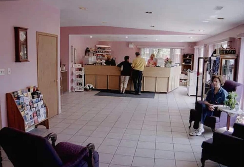 مُتل Ivy Rose Motor Inn