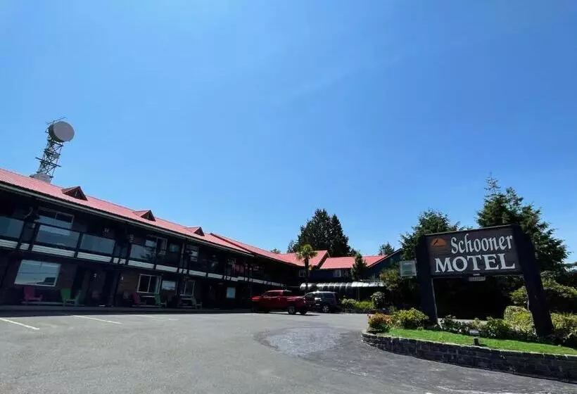 Schooner Motel