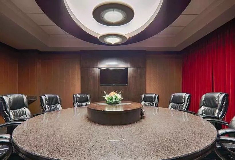 酒店 Best Western Wayside Inn