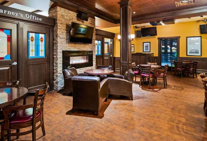 호텔 Best Western Wayside Inn