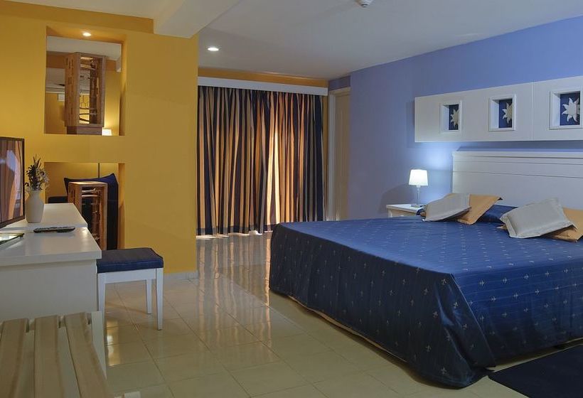 ホテル blau arenal habana beach