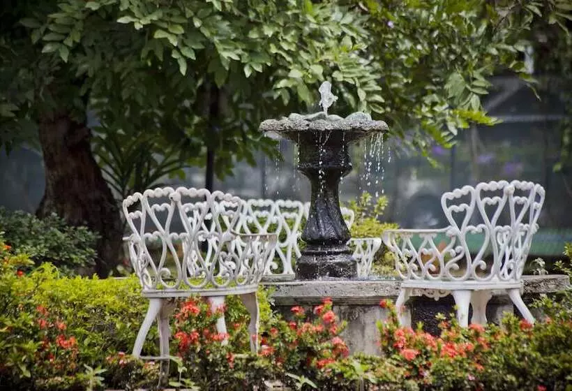 El Rodeo Estancia Boutique Hotel & Steakhouse