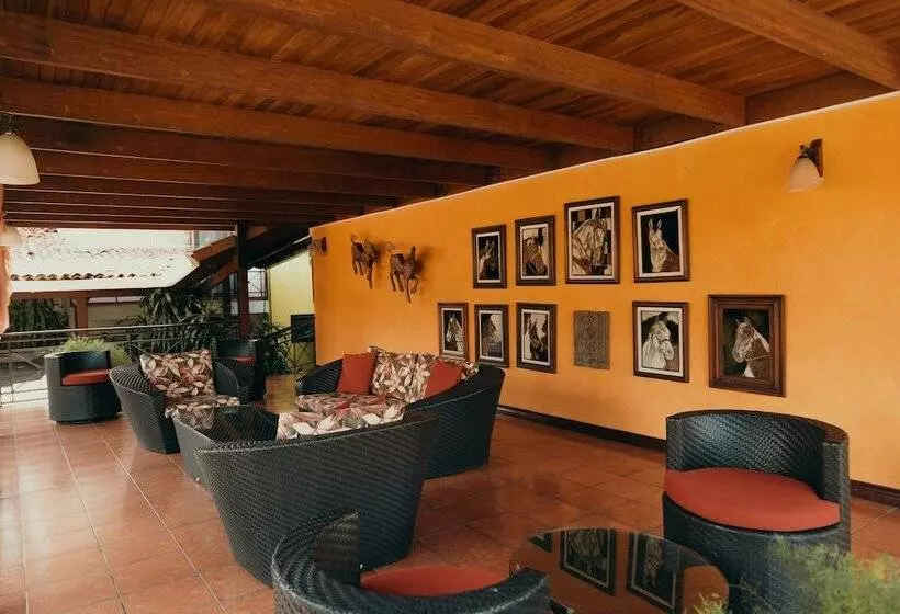 El Rodeo Estancia Boutique Hotel & Steakhouse