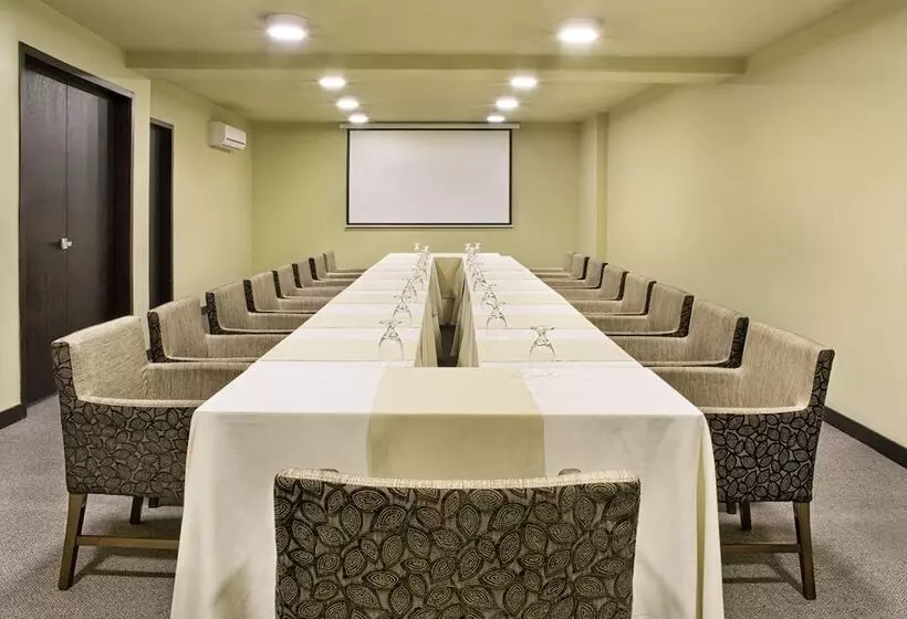 호텔 Movich Casa Del Alferez