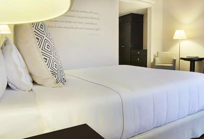 호텔 Movich Casa Del Alferez