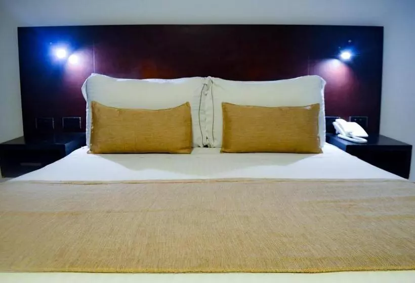 בית מלון כפרי Playa Club