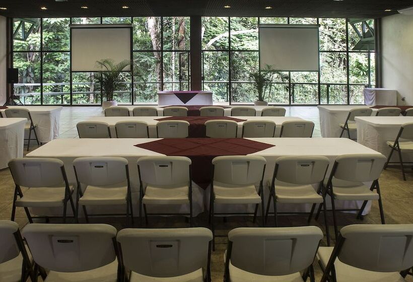 בית מלון כפרי Selva Verde Lodge