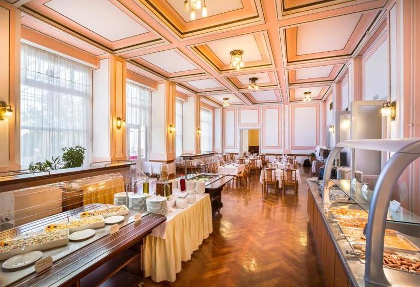 فندق Bristol   Liburnia