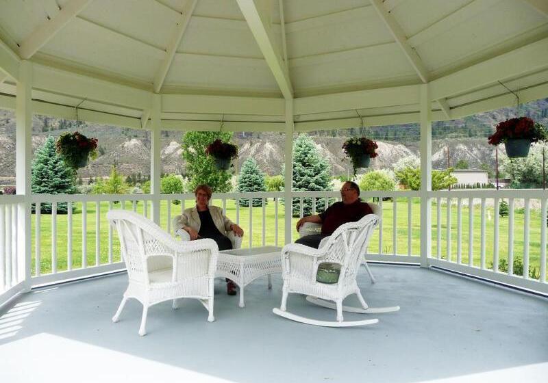 هتل South Thompson Inn & Conference Centre