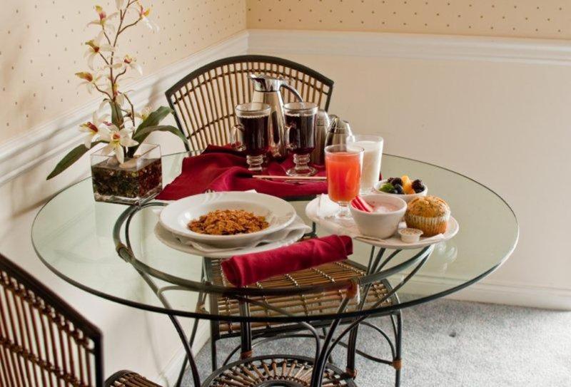 هتل South Thompson Inn & Conference Centre